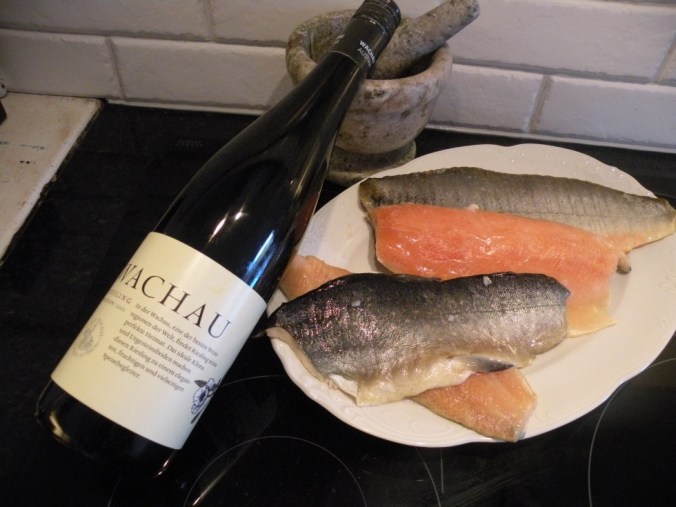 Fjällröding med ett vin som matchar