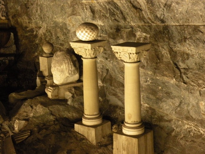 Vackra pelare i underjorden 