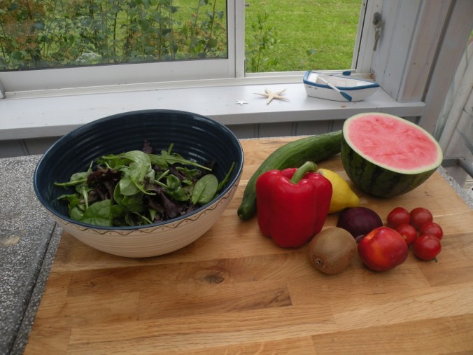 Detta blir en god, fräsch sallad!