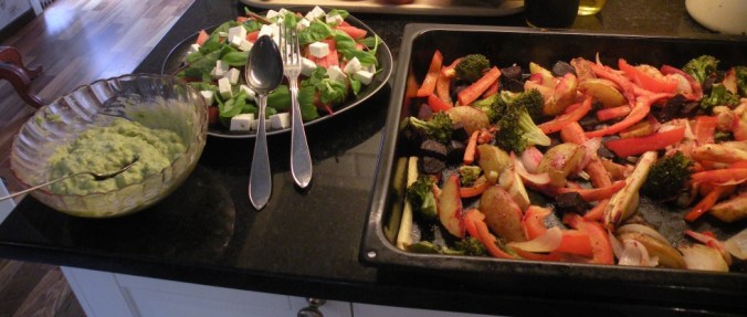 De andra rotfrukerna blir lite rosa av rödbetorna men vad gör det? :)