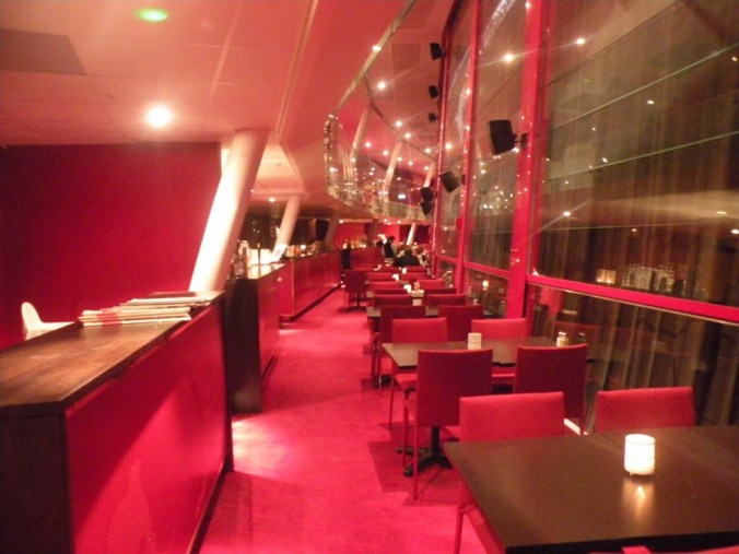 Nja, jag hade kanske övervägt att fräscha upp detta