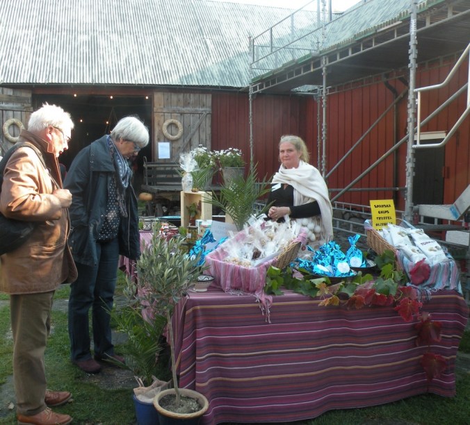 Smakprov och försäljning av "Spansk Mandel"