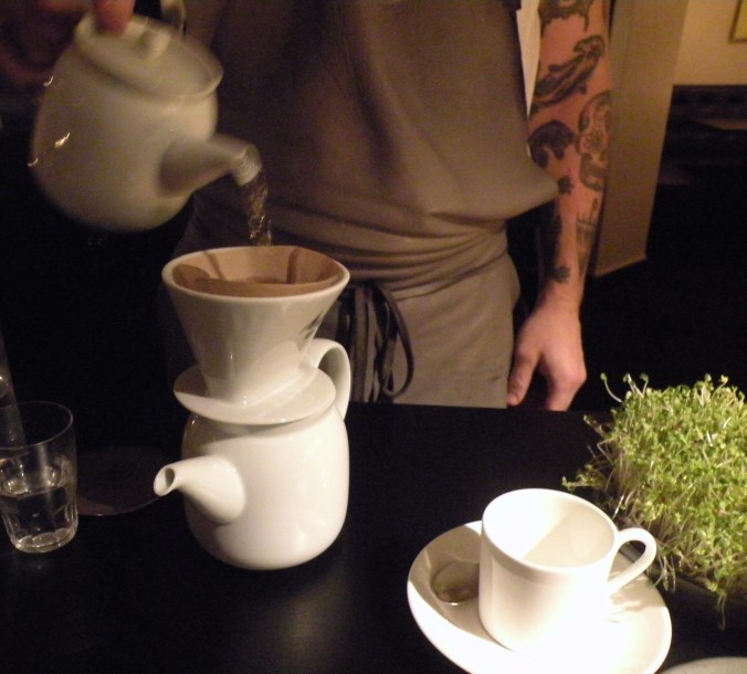 Svart, hett, starkt kaffe i min smak!