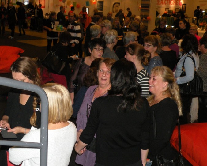 Snart dags att bli uppropad på scen!