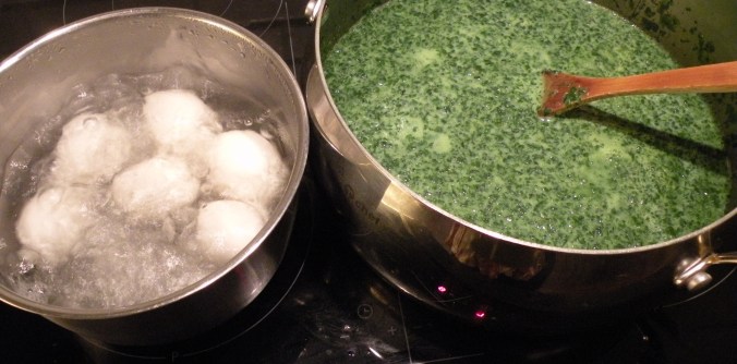 Soppa och kokande ägg