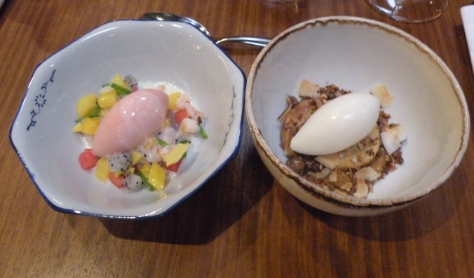 Vad har man gjort för att förtjäna två så fantastiska desserter? :)