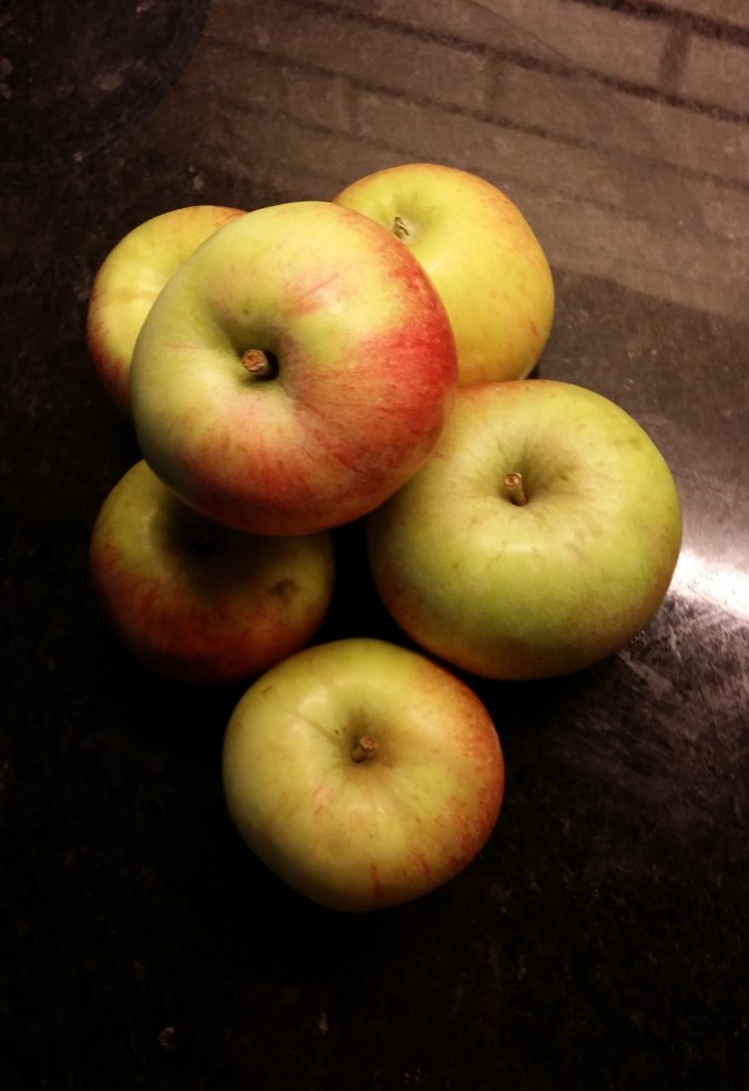 Svenska äpplen