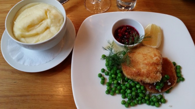 Havets Vallenbergare med klassiska tillbehör.