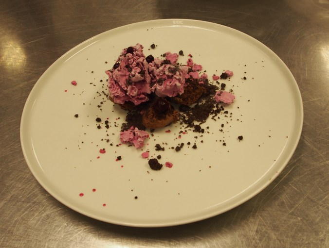 Rödbetsdessert med chili och choklad